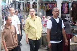 Mamat Robby dan Rido saat kunjungan kerja dipasar Maleber